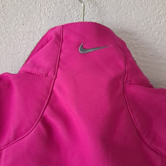 Magenta Nike Vest - Picture 7 of 7
